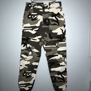 High wasted camo pants